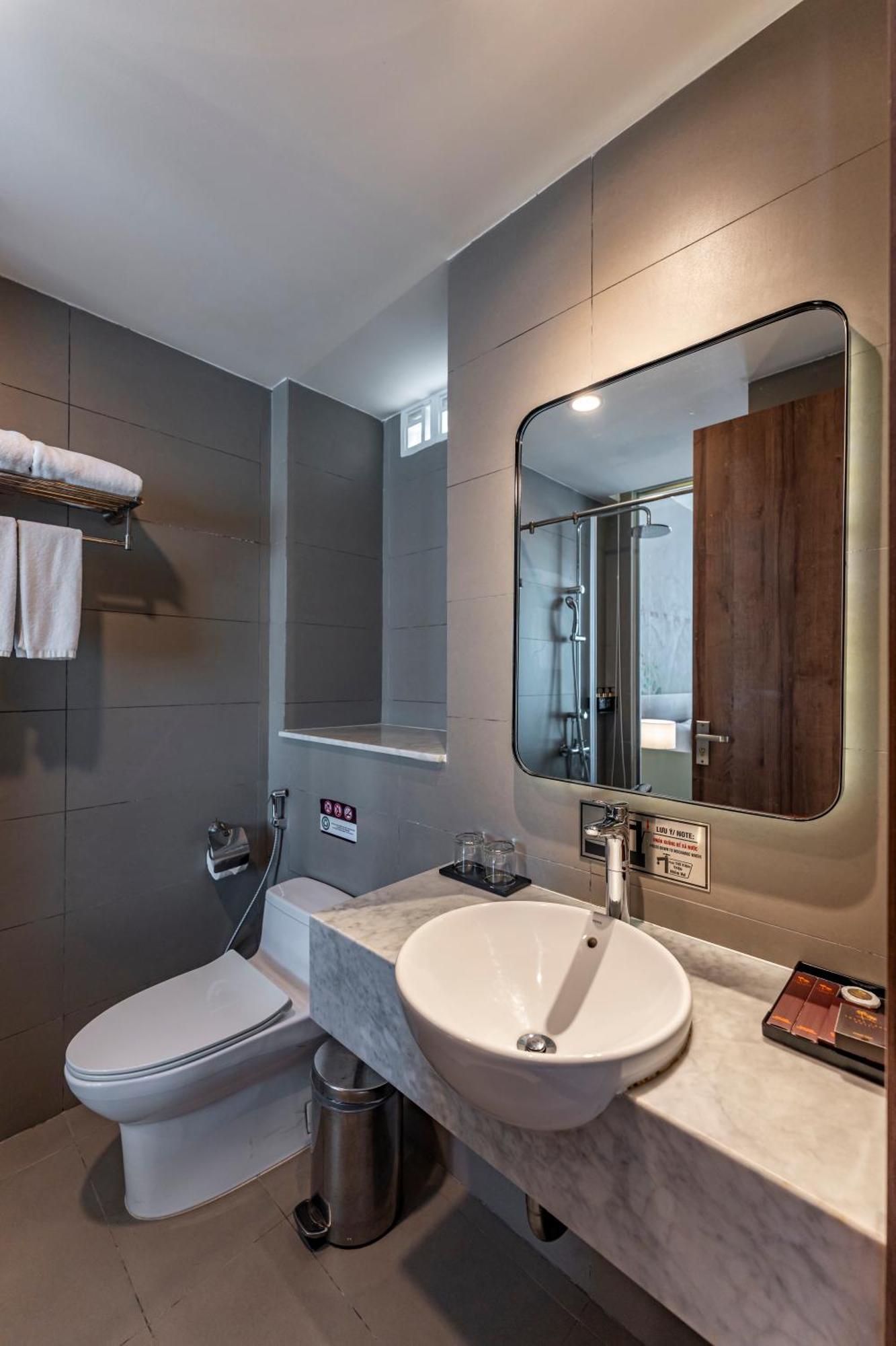 Thanh Long Hotel - Tra Khuc Ho Chi Minh-byen Eksteriør bilde